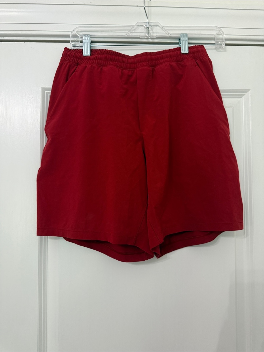 Men's Casual Red Elastic Waist Shorts